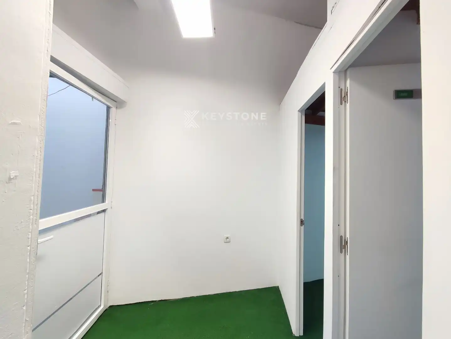 Geschaftsraum zur Miete in Alicante / Alacant mit Alarm