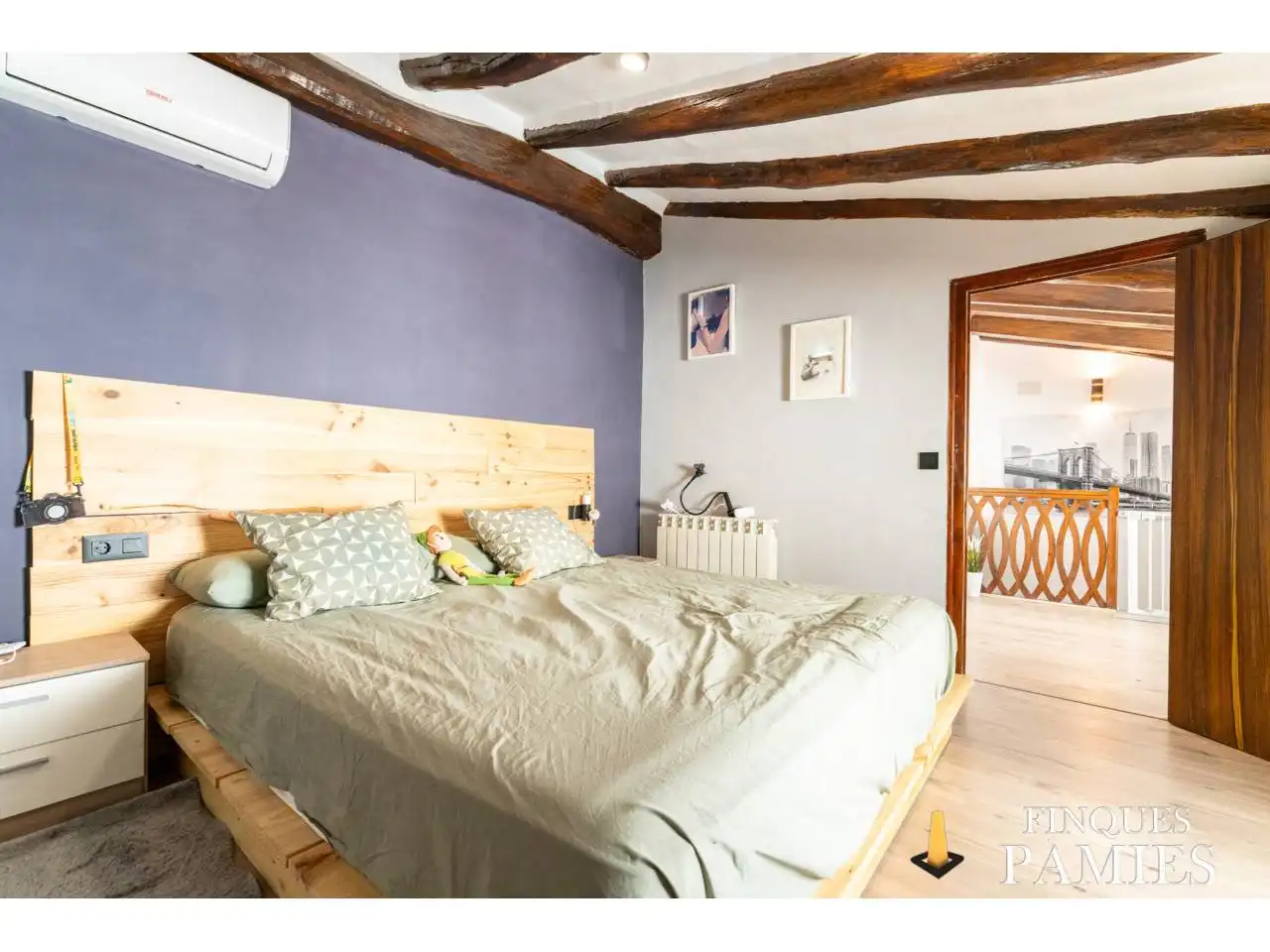 Dormitori de Casa o xalet en venda en Gratallops amb Aire condicionat, Calefacció i Parquet