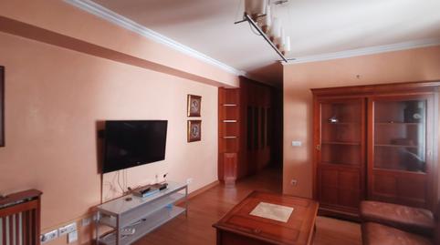 Photo 3 of Flat to rent in Calle de la Marquesa de Almarza, San Esteban - San Cristóbal, Salamanca