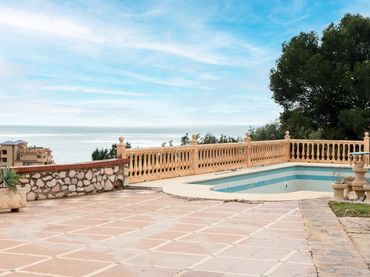 Xalet amb piscina en venda a La Capellanía - El Higuerón
