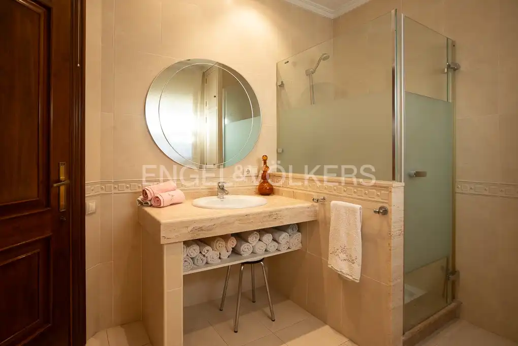 Baño de Casa o chalet en venta en Castellón de la Plana / Castelló de la Plana con Calefacción, Jardín privado y Terraza