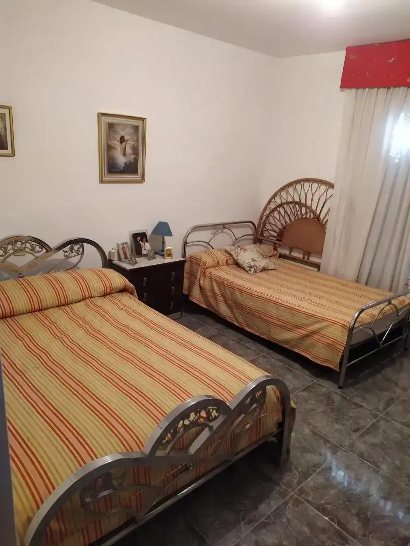 Dormitori de Casa o xalet en venda en Fuensanta de Martos amb Balcó