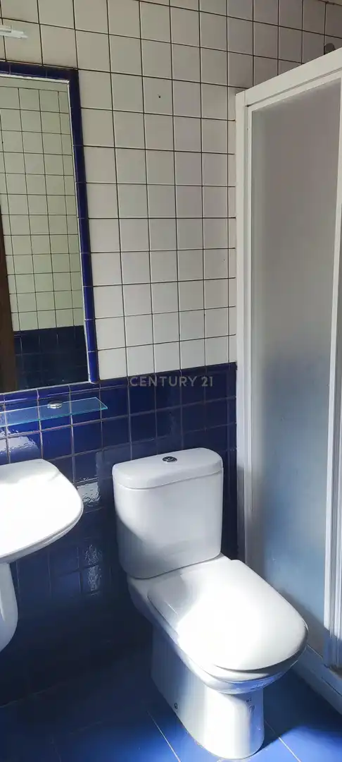 Bathroom of Houses for sale in Baños de Montemayor  with Air Conditioner, Balcony and Alarm