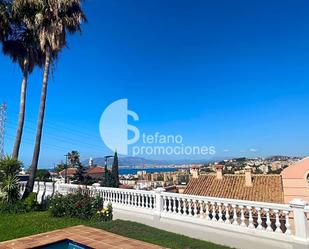 Vista exterior de Casa o xalet en venda en Málaga Capital amb Aire condicionat, Jardí privat i Terrassa