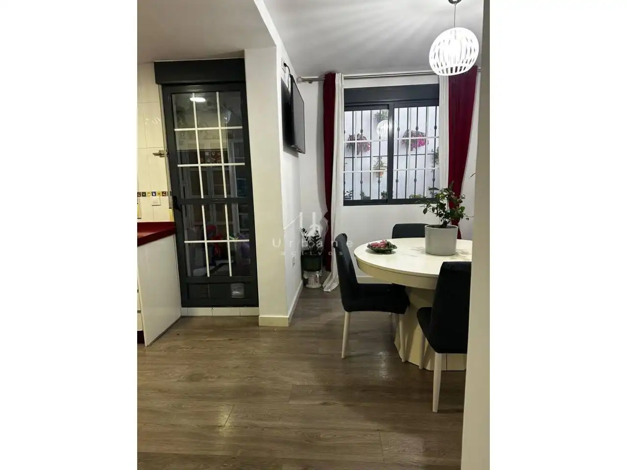 Habitación de Casa adosada en venta en Murcia con Terraza