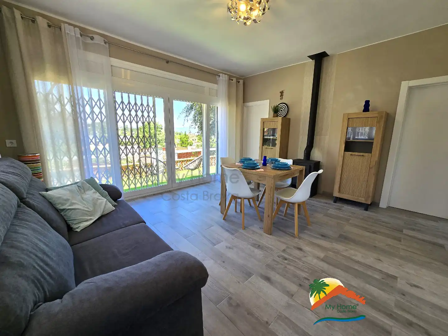 Sala de estar de Casa o chalet en venta en Lloret de Mar con Aire acondicionado, Calefacción y Jardín privado
