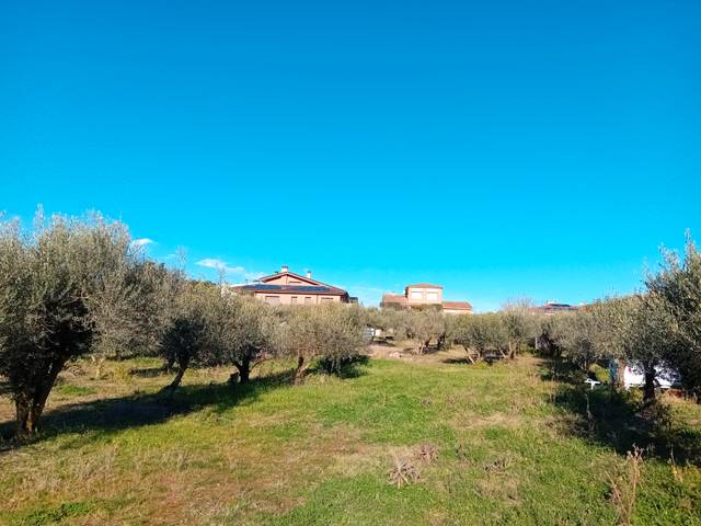 Terreno en Venta en Carrer de l'Estació en Llambilles