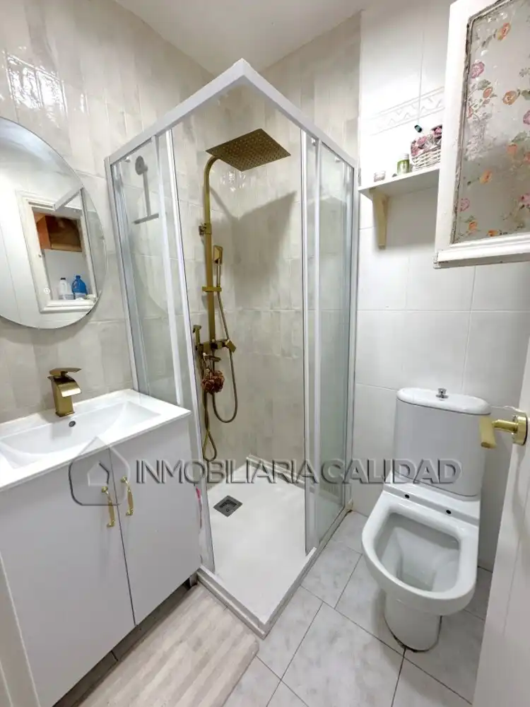 Badezimmer von Haus oder Chalet zum Verkauf in Burgos mit Heizung