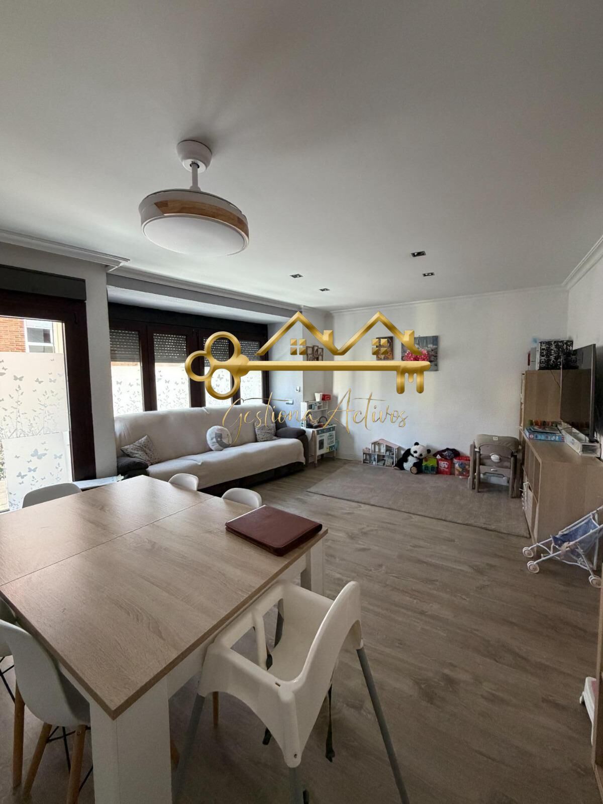 Living room of Flat for sale in Ontinyent  with Air Conditioner, Terrace and Furnished