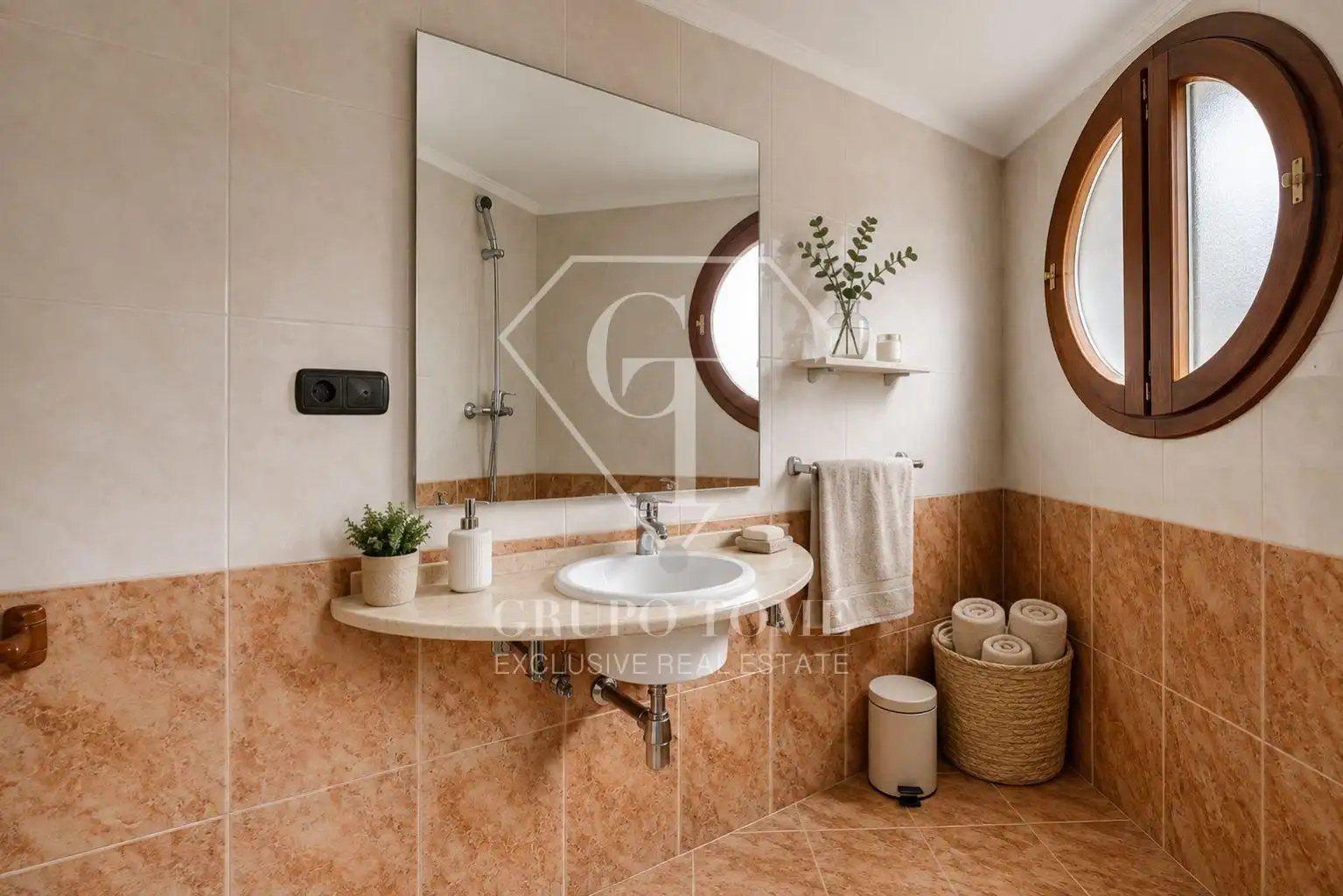 Baño de Planta baja en venta en Donostia - San Sebastián  con Calefacción, Jardín privado y Terraza