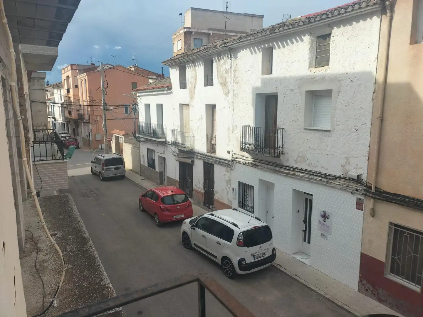 Außenansicht von Country house zum Verkauf in Navarrés mit Privatgarten, Terrasse und Balkon