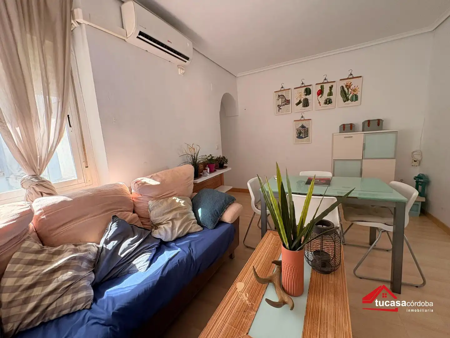 Sala d'estar de Pis en venda en Córdoba amb Aire condicionat i Traster
