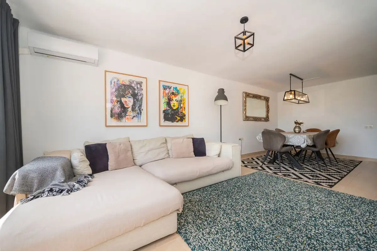 Living room of Flat for sale in Santa Eulària des Riu  with Air Conditioner, Heating and Private garden