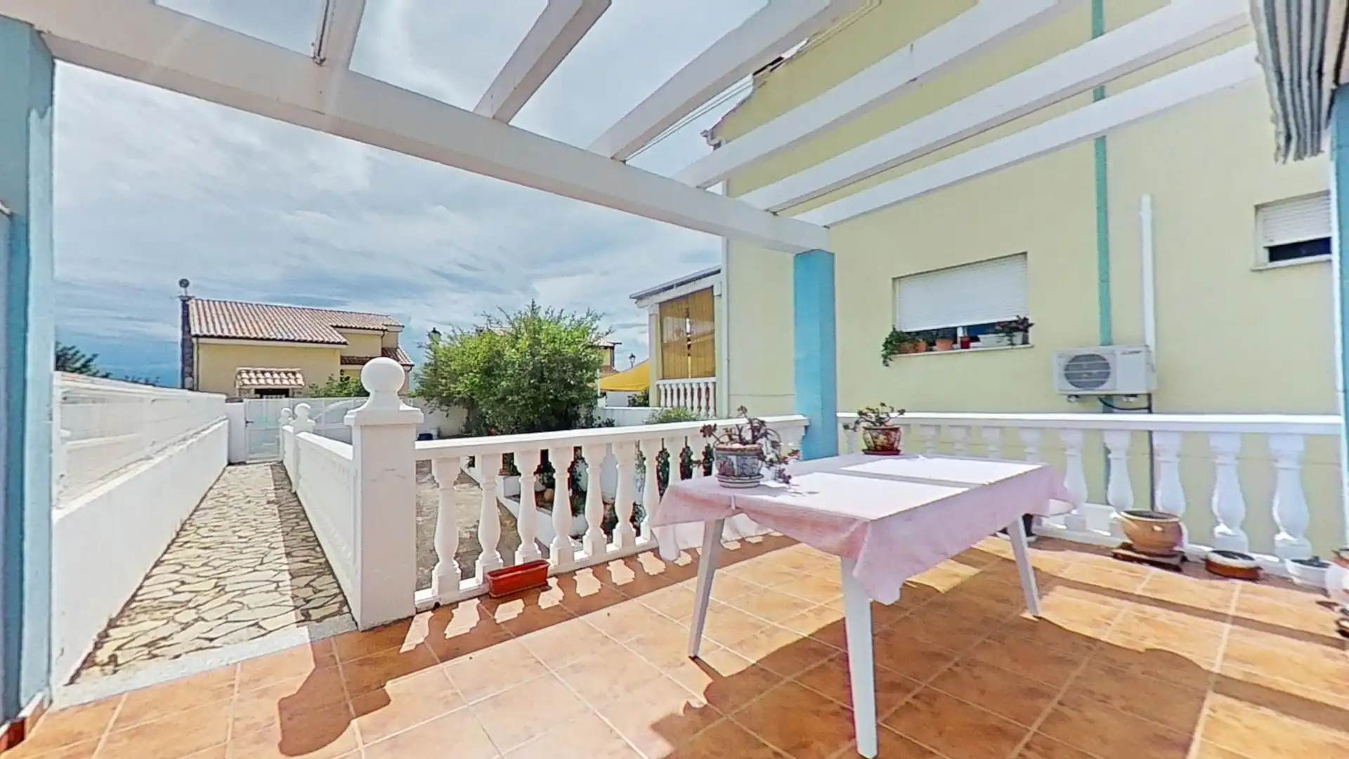 Casa bifamiliare in vendita a Costur
