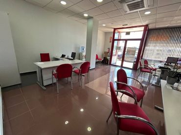 Local comercial en venta en Carretera Mojonera 214
