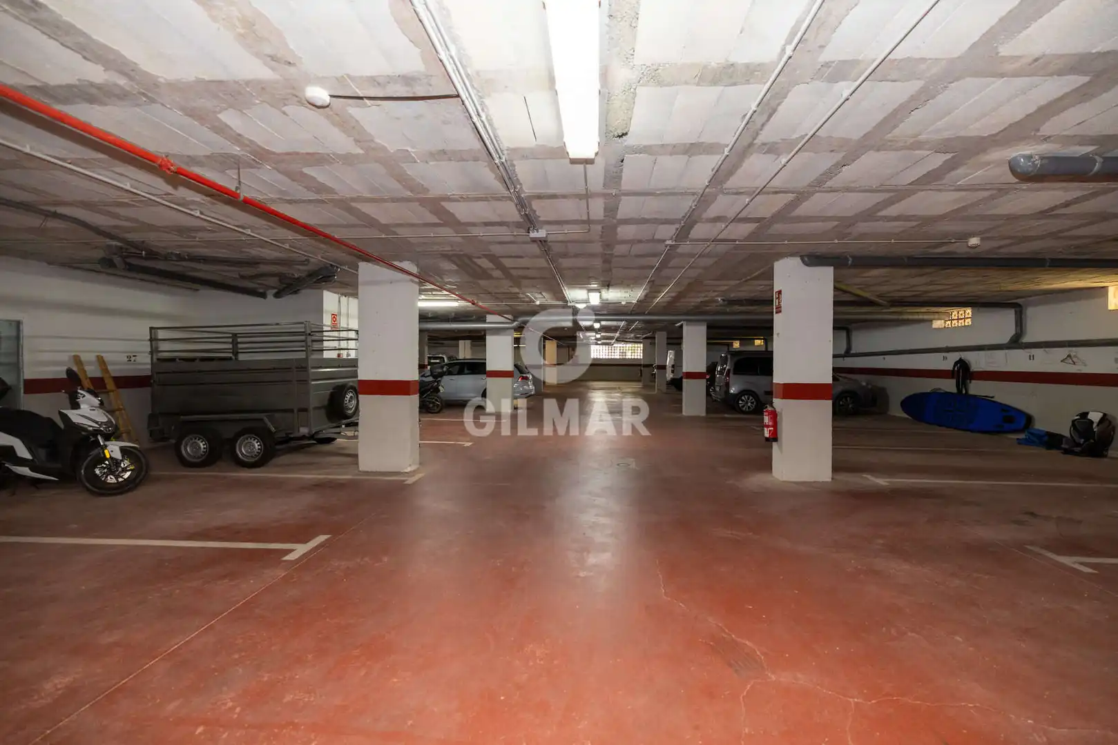 Aparcament de Apartament en venda en Estepona amb Piscina i Balcó