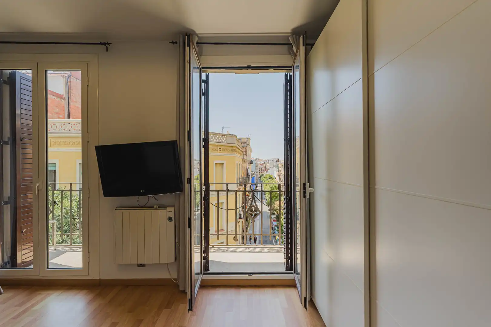 Terrasse von Wohnung zum Verkauf in Barcelona mit Klimaanlage, Heizung und Ofen
