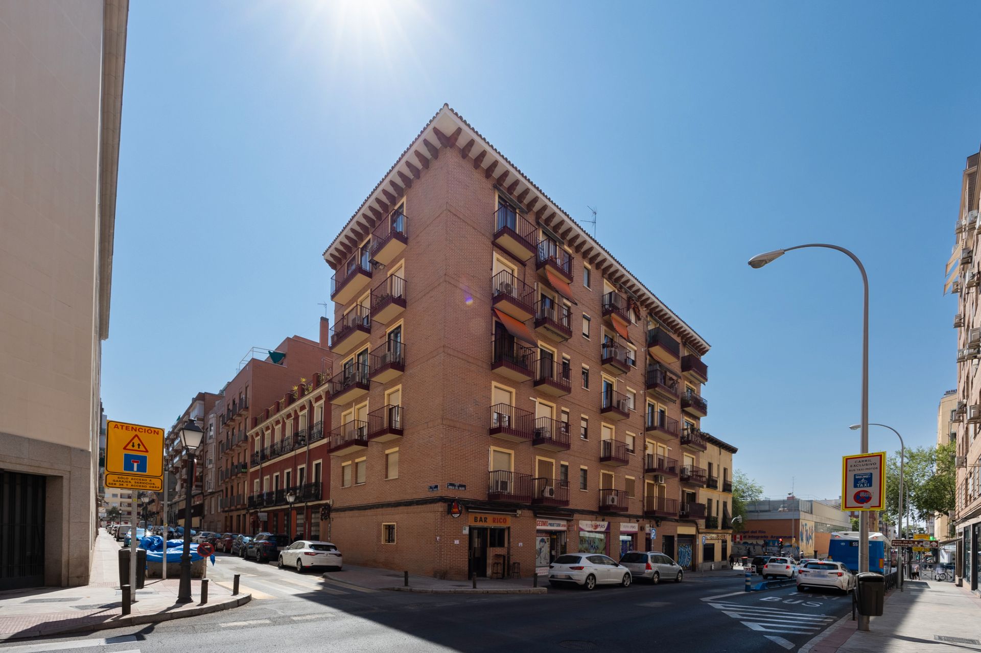 Vista exterior de Pis en venda en  Madrid Capital amb Calefacció i Balcó