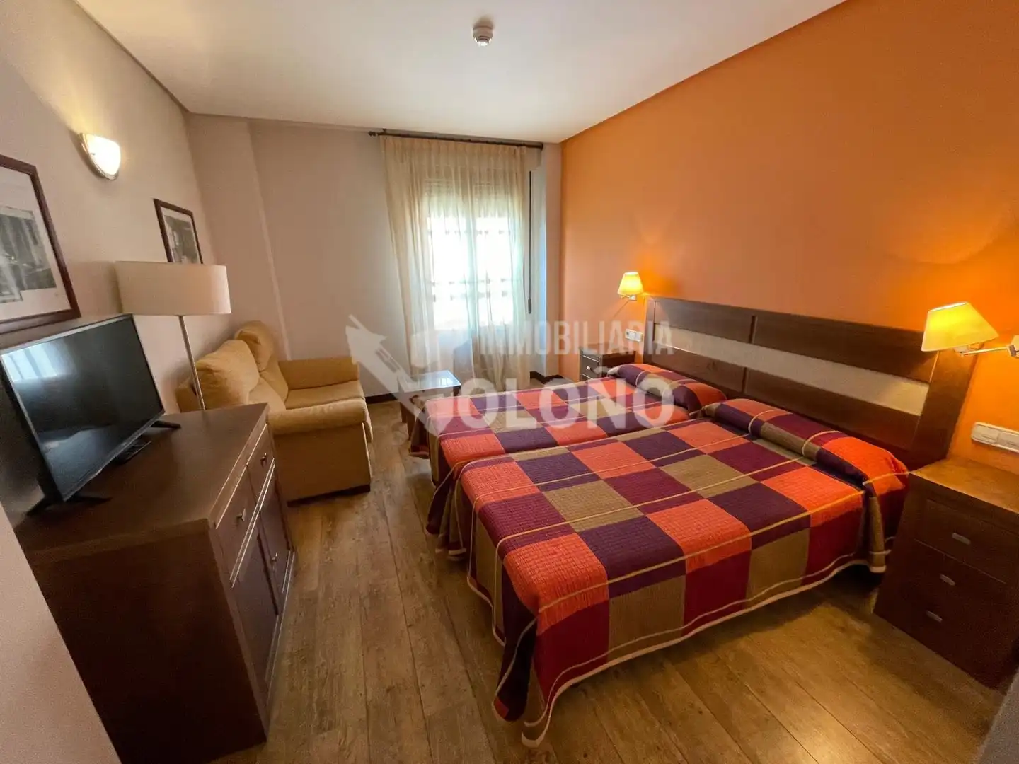 Habitación de Edificio en venta en Castañares de Rioja