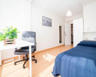 Dormitori de Apartament de lloguer en  Valencia Capital