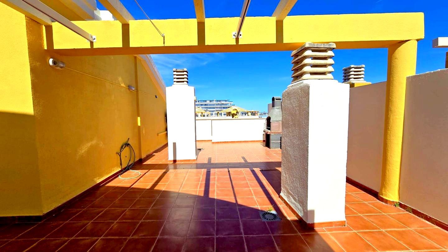 Terrassa de Dúplex de lloguer en Gandia amb Aire condicionat, Terrassa i Moblat