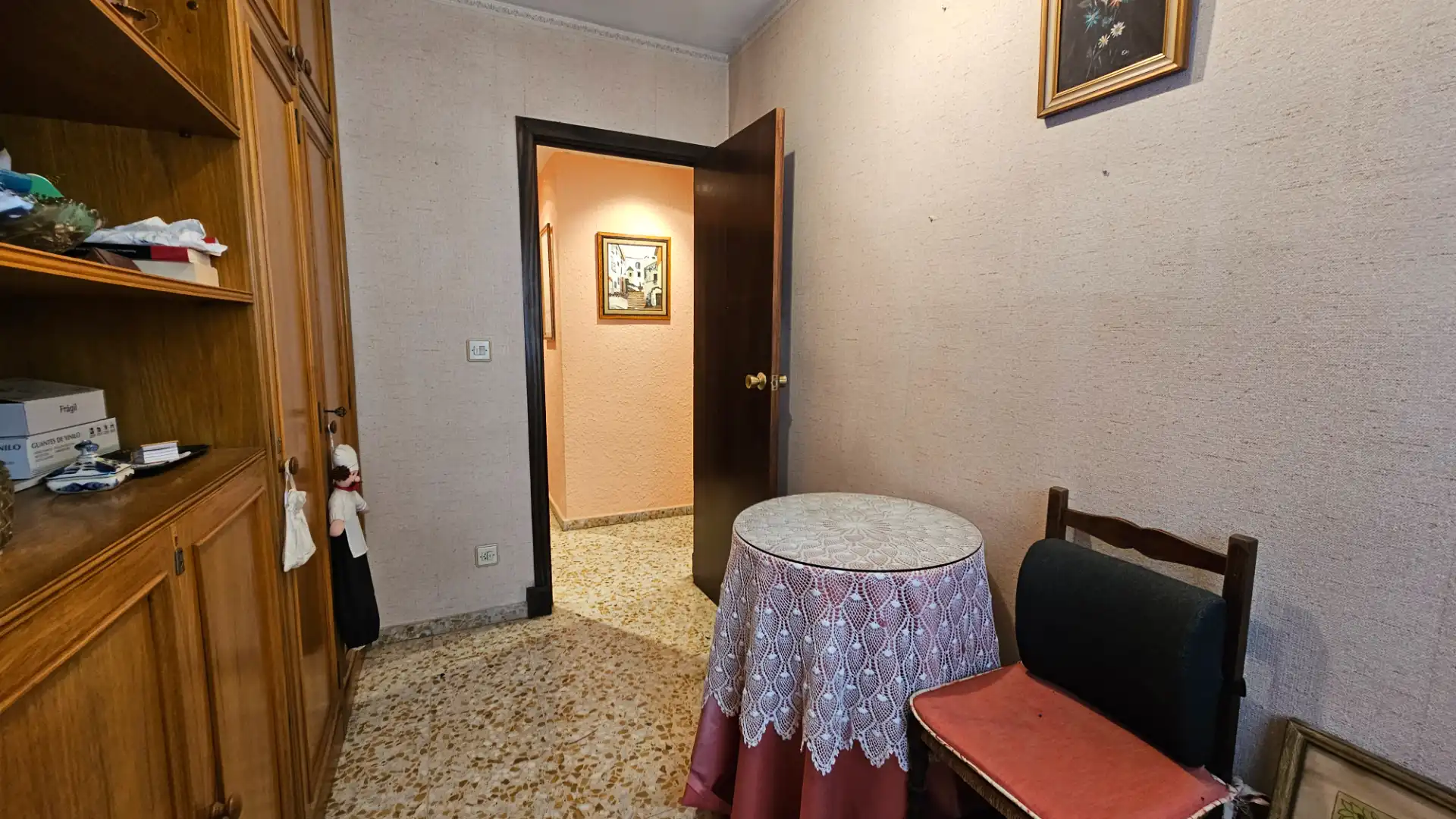 Flat for sale in Zaragoza  with Heating