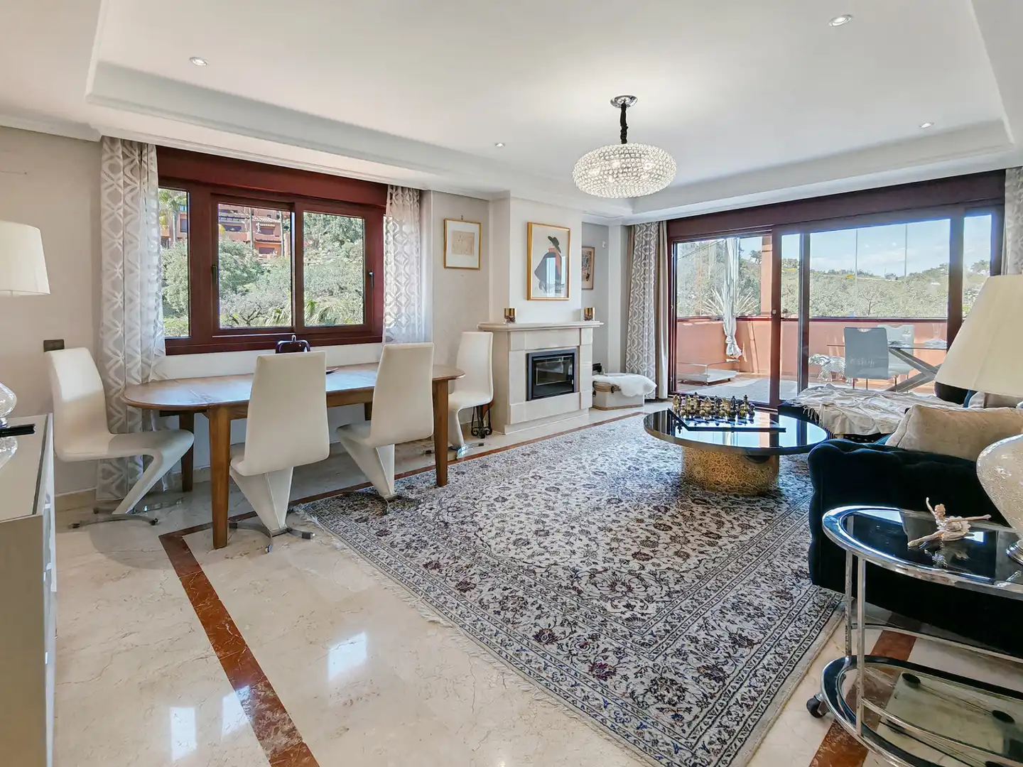 Sala d'estar de Dúplex en venda en Ojén amb Aire condicionat, Terrassa i Moblat