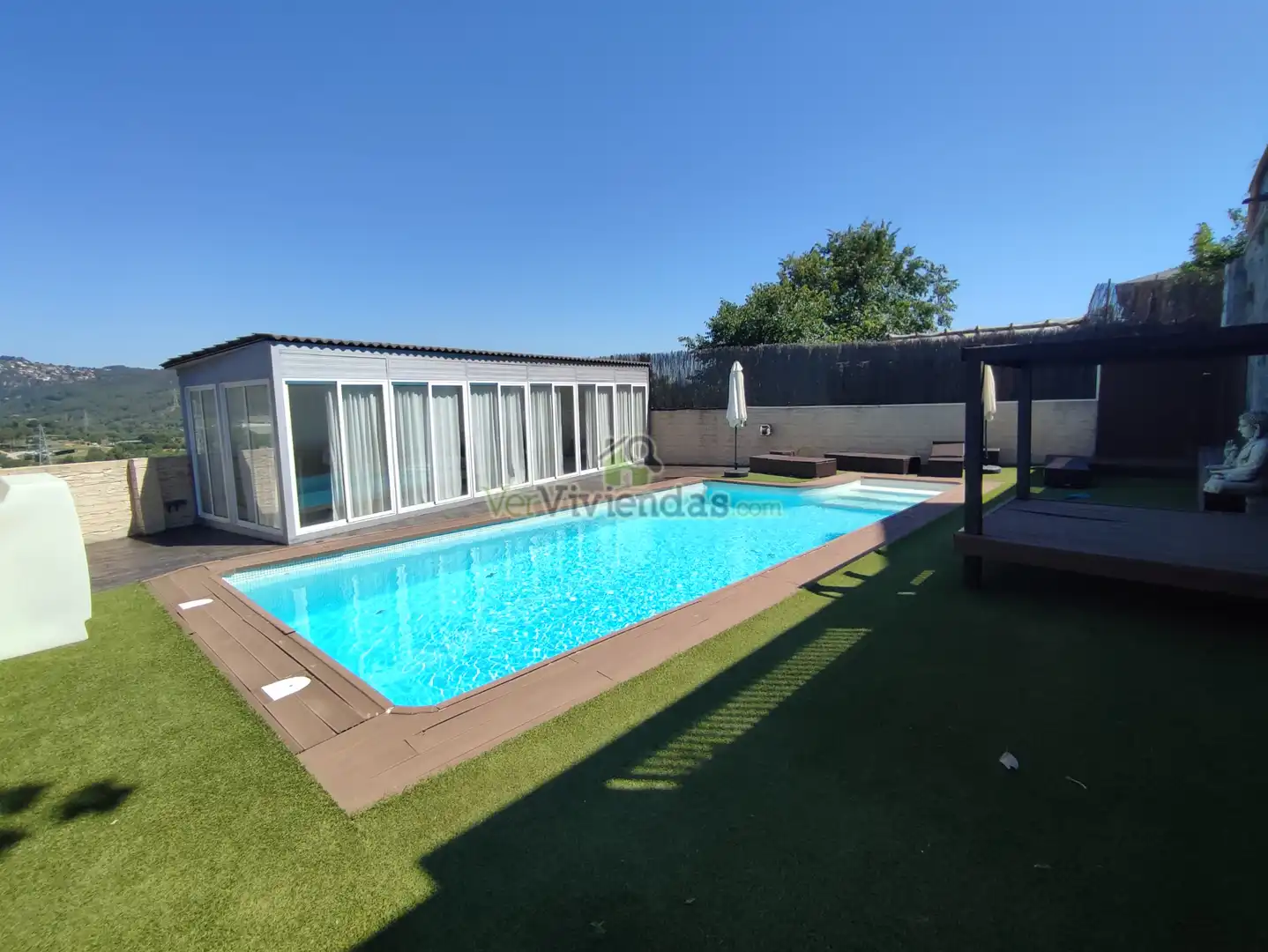 Piscina de Casa o xalet en venda en Cervelló amb Aire condicionat, Calefacció i Jardí privat