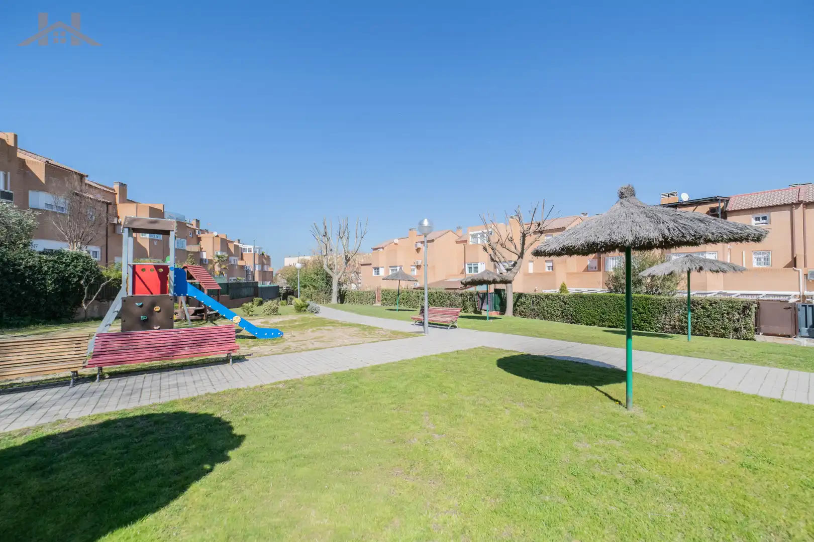 Garden of Detached homes for sale in Móstoles  with Air Conditioner, Heating and Private garden