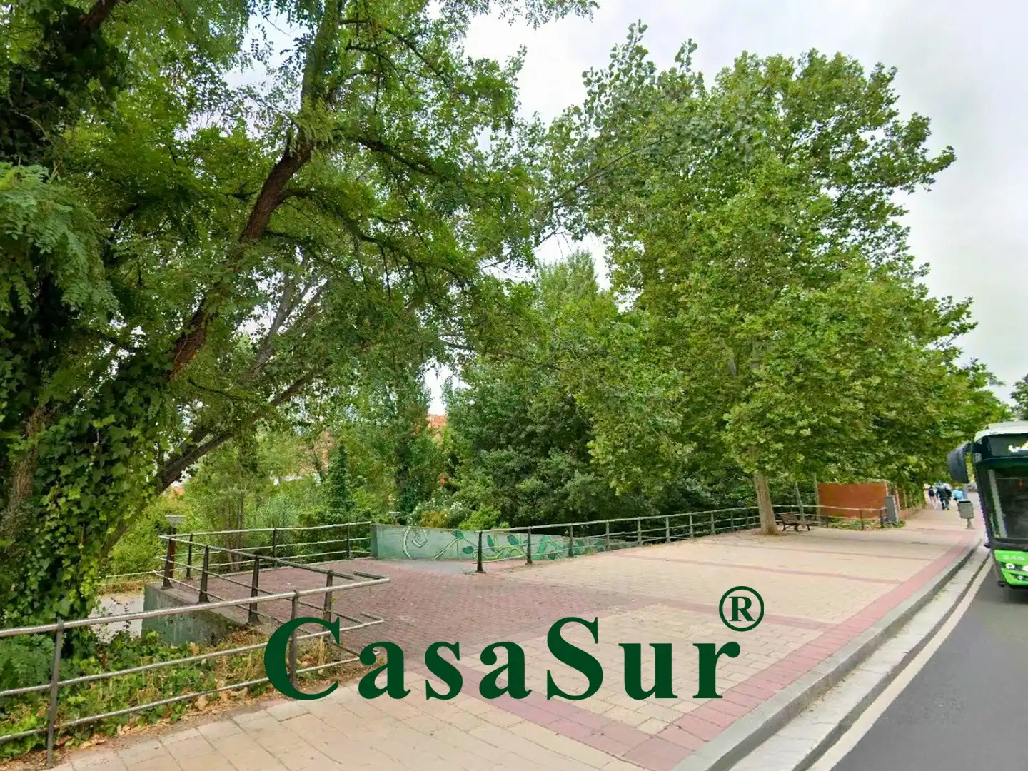 Vista exterior de Pis en venda en Valladolid Capital amb Calefacció, Parquet i Terrassa