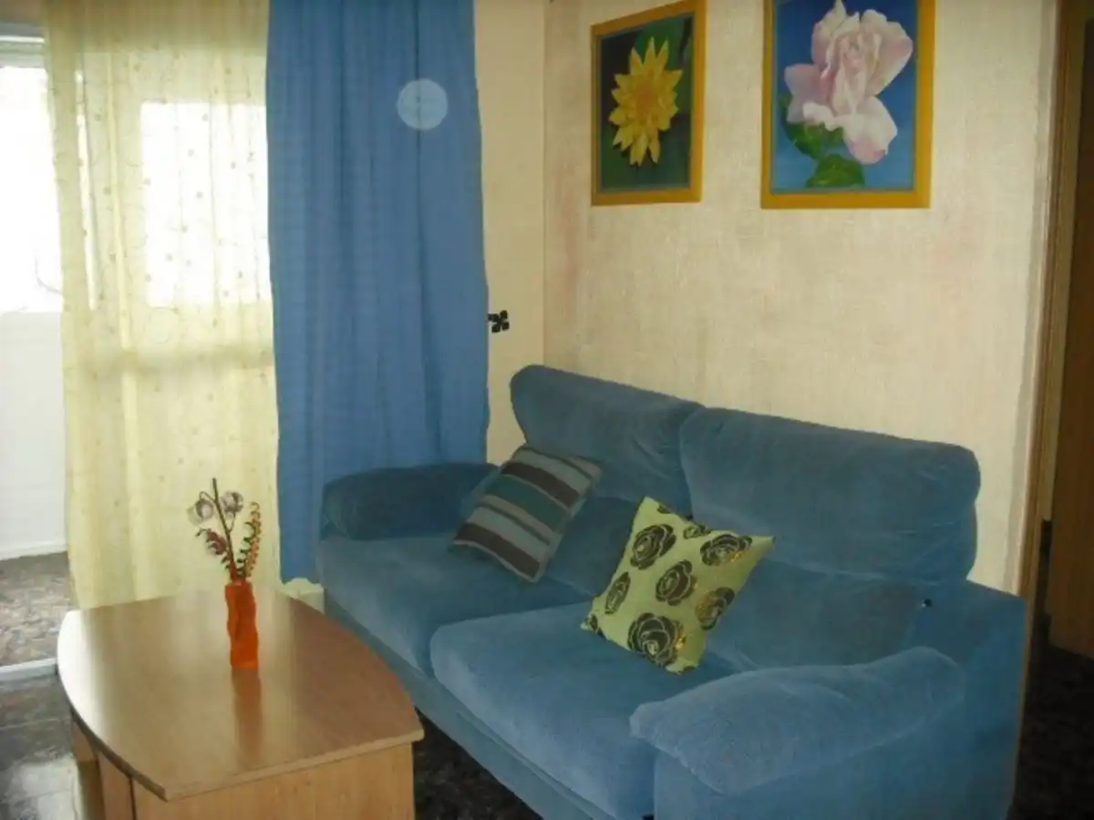 Wohnung zur Miete in Calle Calle LICENCIADO MADRID, Reyes Católicos