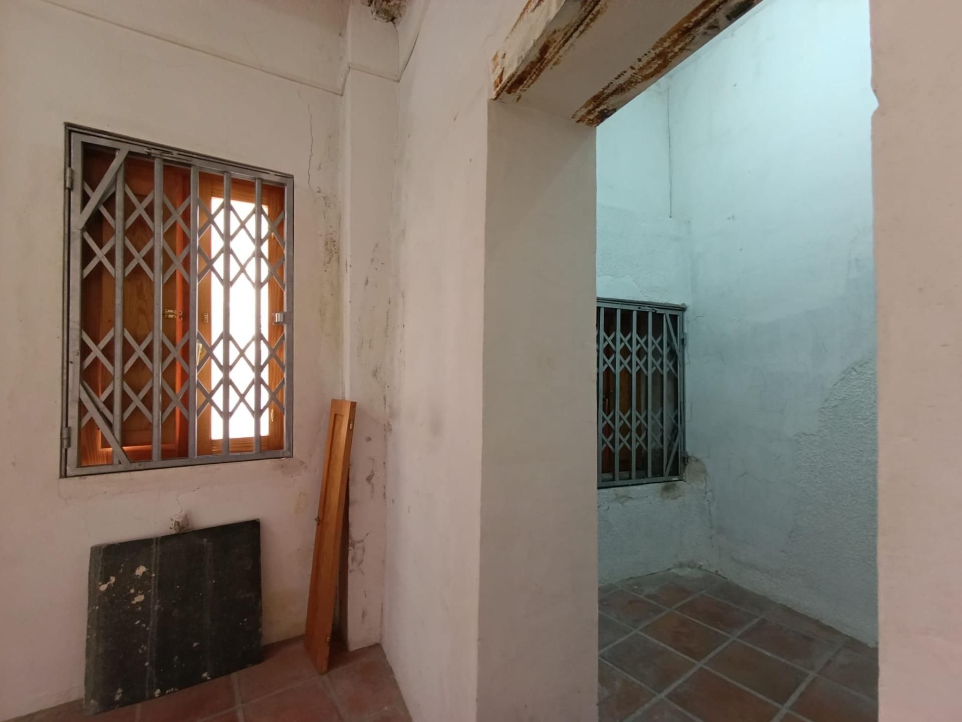 Flat for sale in  LOPE DE VEGA, La Seu, Ciutat Vella ,  Valencia Capital