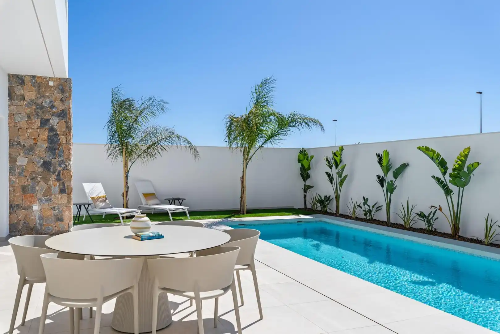 Villa con piscina in vendita a Las Lomas de Rame - Bahía Bella, imagen 4