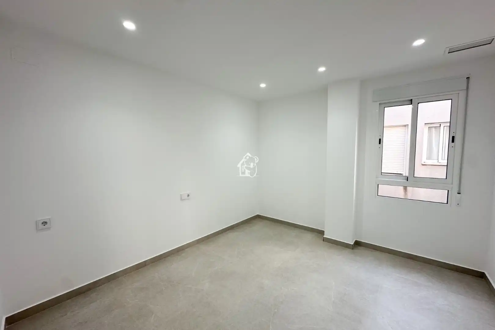 Habitación de Apartamento en venta en Benejúzar con Aire acondicionado, Terraza y Horno