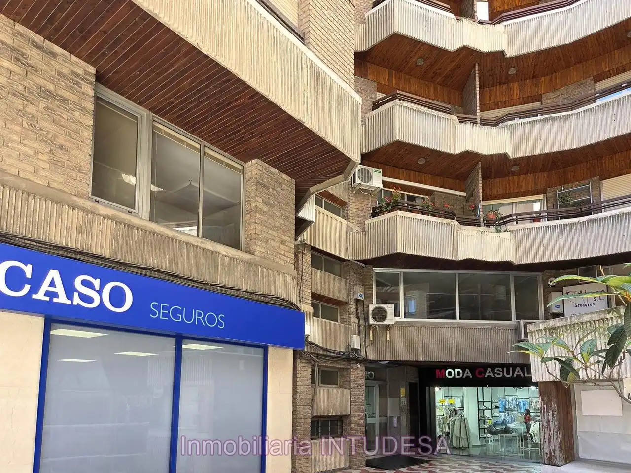Exterior view of Office for rent in Tudela  with Air Conditioner