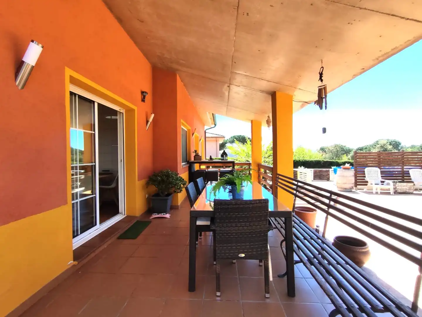 Casa con jardín en venta en Urbanització Llac del Cigne 175, imagen 3
