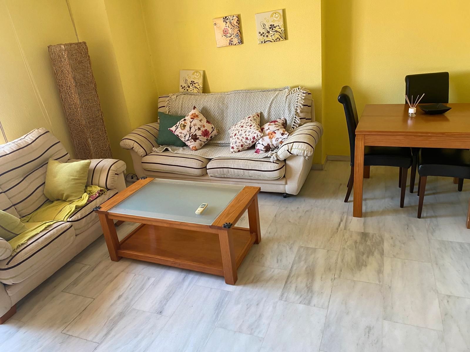 Sala de estar de Piso en venta en Ciudad Real Capital con Aire acondicionado, Calefacción y Terraza