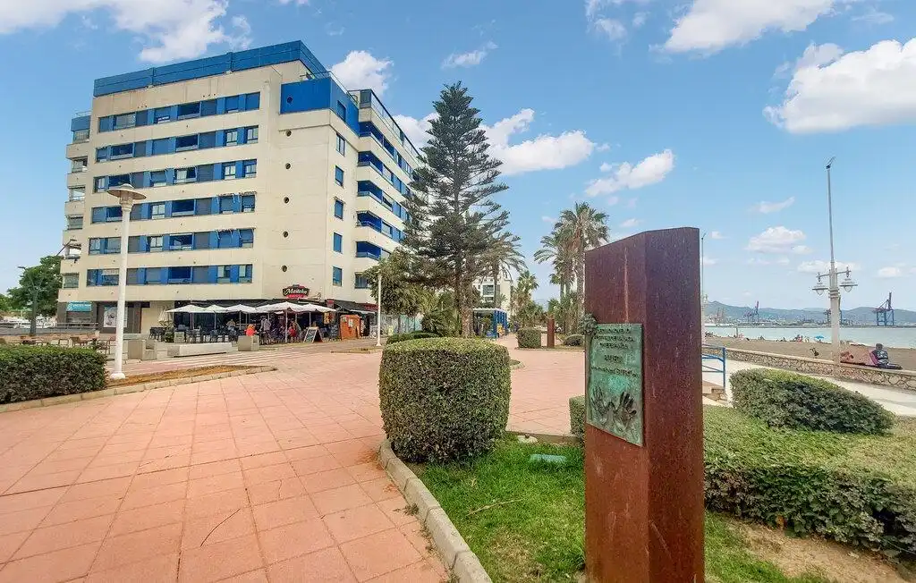 Außenansicht von Wohnung zur Miete in Málaga mit Klimaanlage, Terrasse und Möbliert