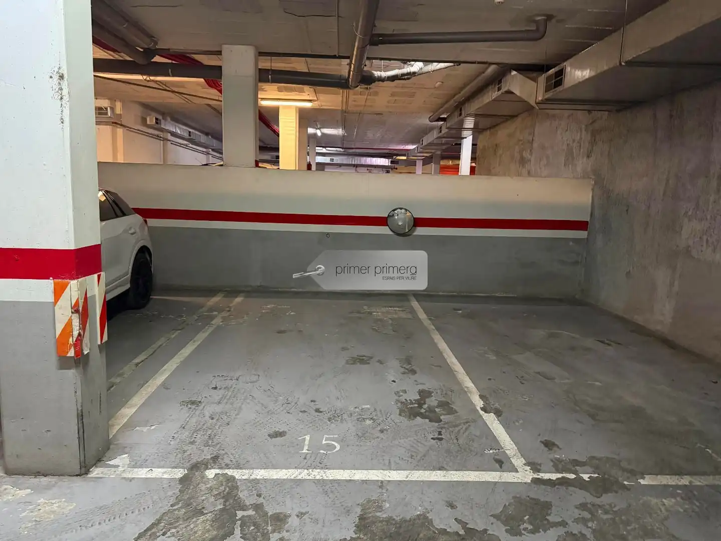 Parking de Piso de alquiler en Vilanova i la Geltrú con Aire acondicionado, Calefacción y Parquet