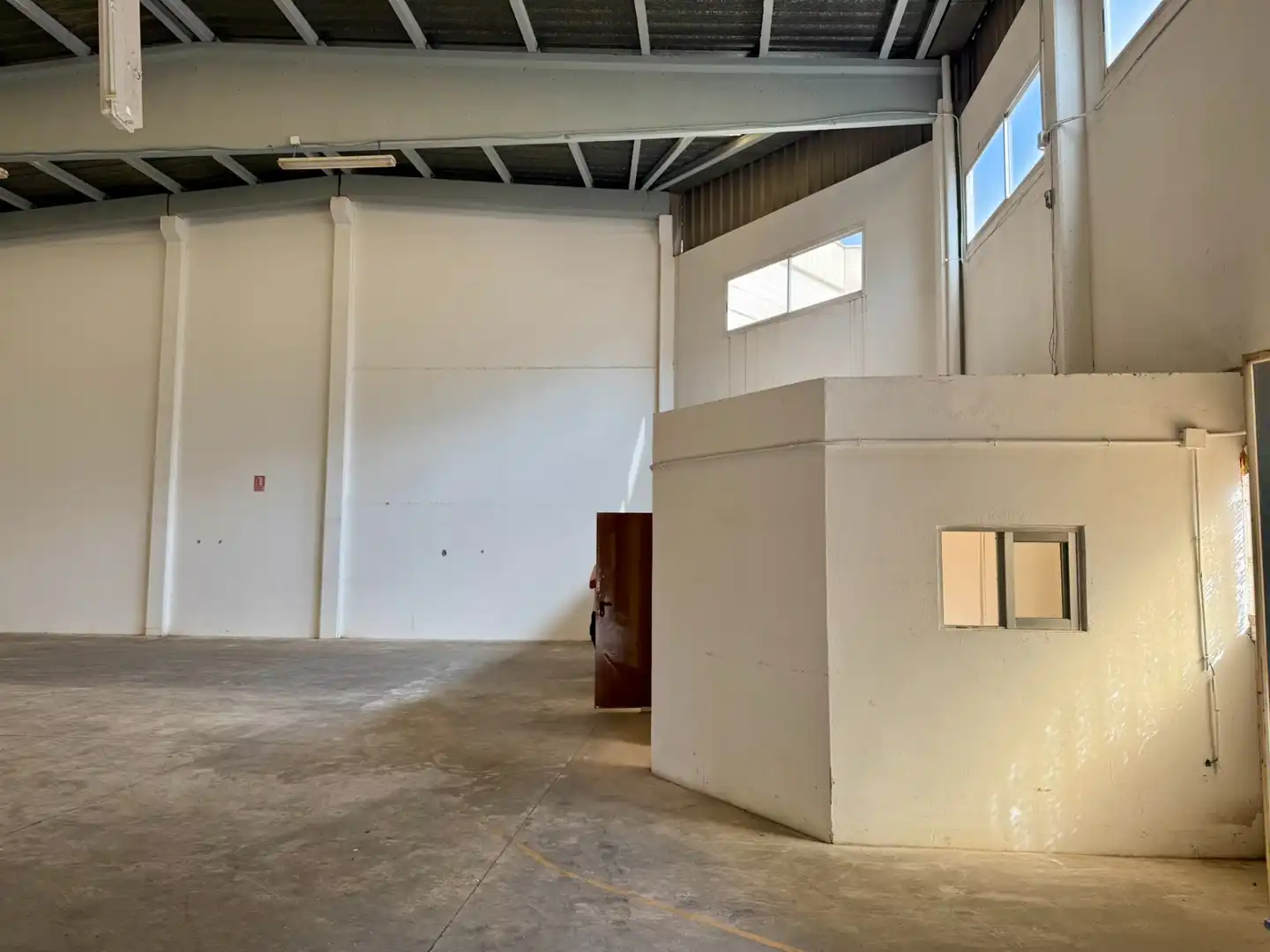 Industrial building to rent in Carrer Palmiters, imagen 8
