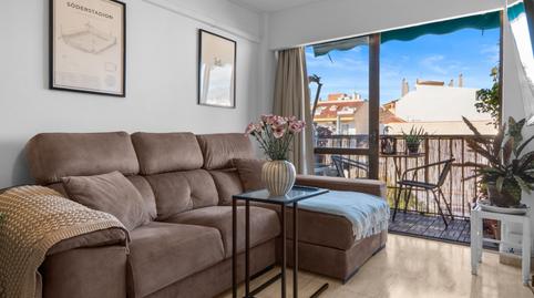 Foto 2 de Pis en venda a Avenida Condes de San Isidro, Puerto Deportivo, Fuengirola