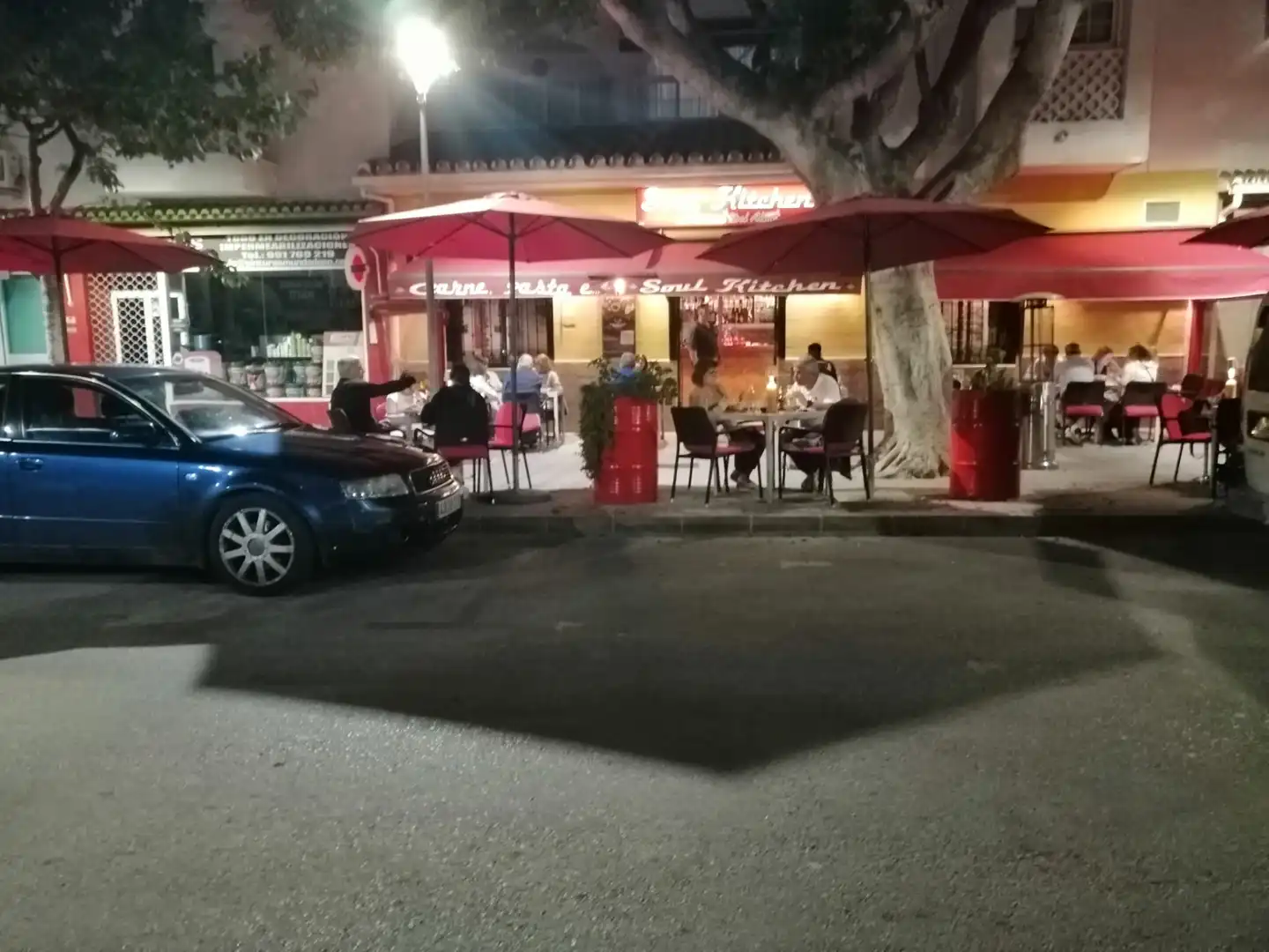 Local comercial en traspaso en Calle Medina Azahara, imagen 16