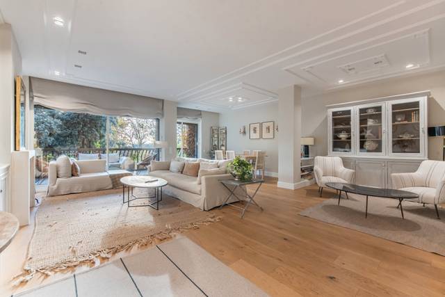 Piso en Venta en Calle de Cantalejo en Fuentelarreina