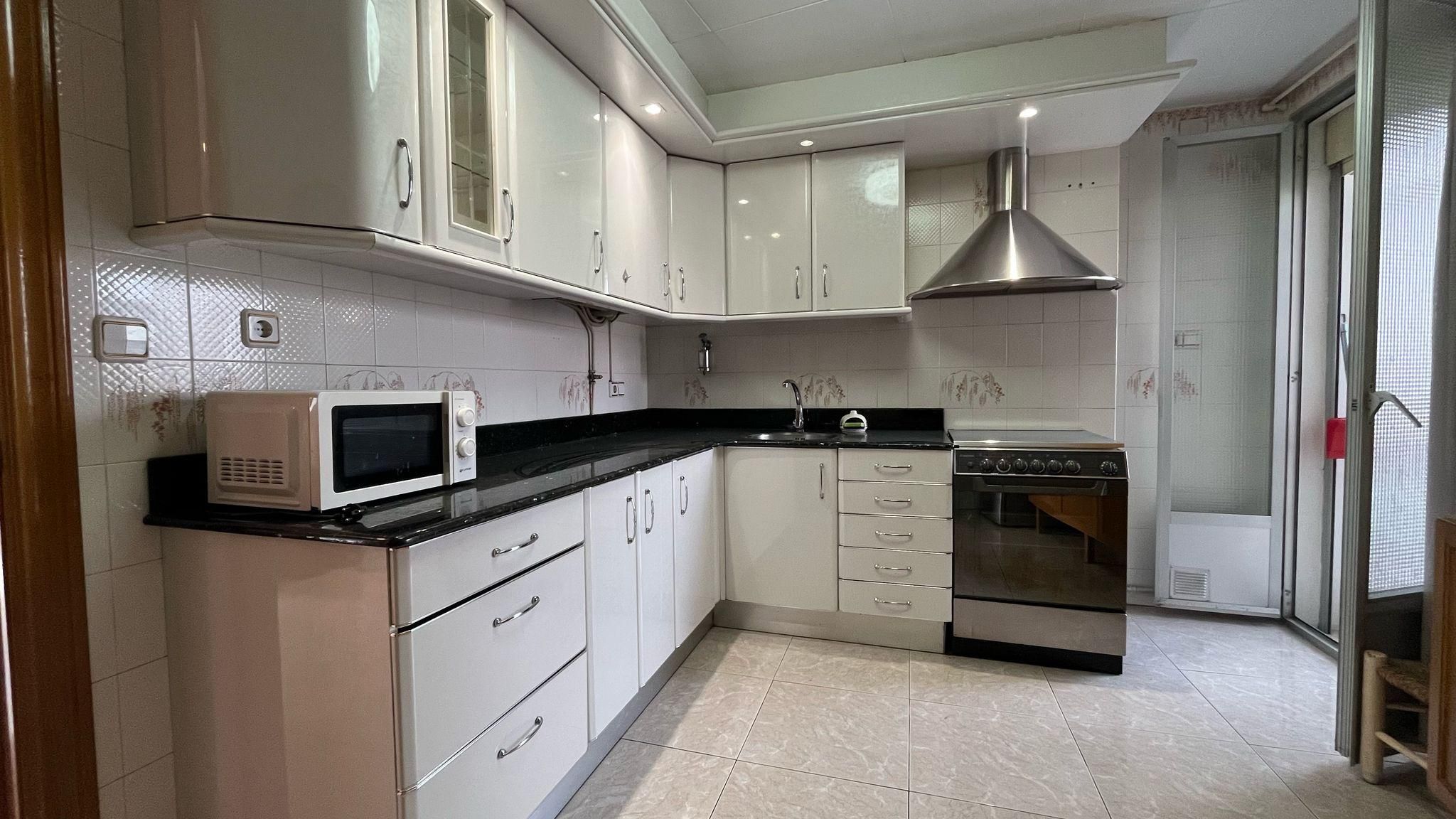 Kitchen of Flat for sale in Monzón  with Air Conditioner, Heating and Balcony
