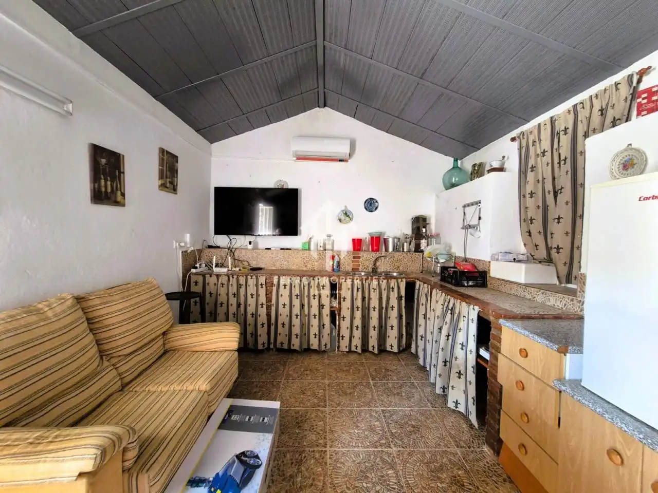 Cuina de Casa o xalet en venda en Loja amb Terrassa, Piscina i Moblat