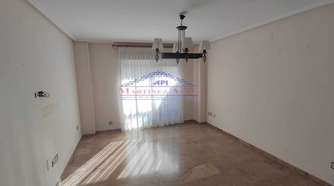 Foto 4 de Piso en venta en San Bartolomé - Millán de Priego, Jaén Capital