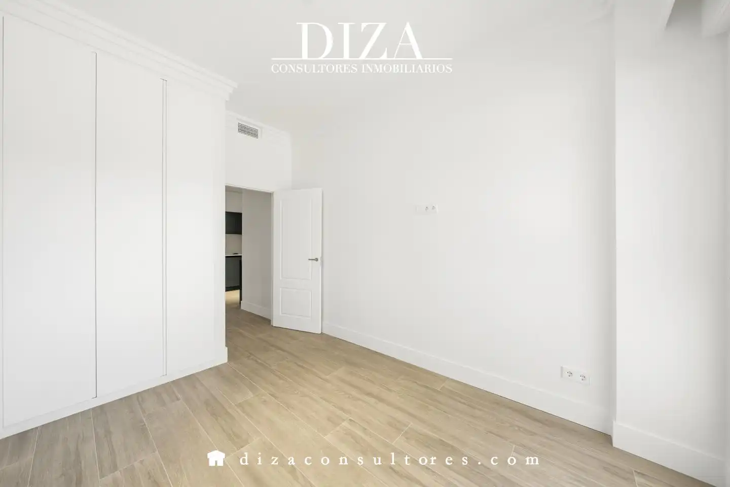 Dormitori de Planta baixa de lloguer en Madrid amb Aire condicionat