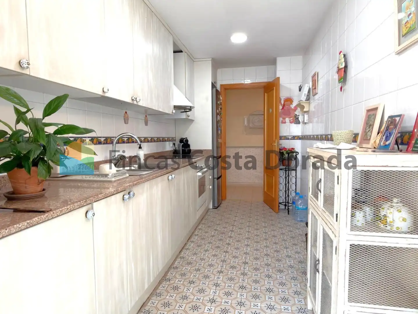 Küche von Wohnung zum Verkauf in Cubelles mit Klimaanlage, Heizung und Terrasse