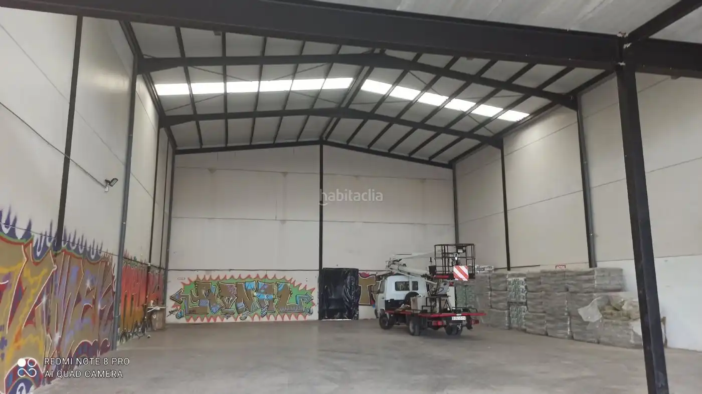 Industrial building to rent in Calle del Cobalto 43, imagen 2