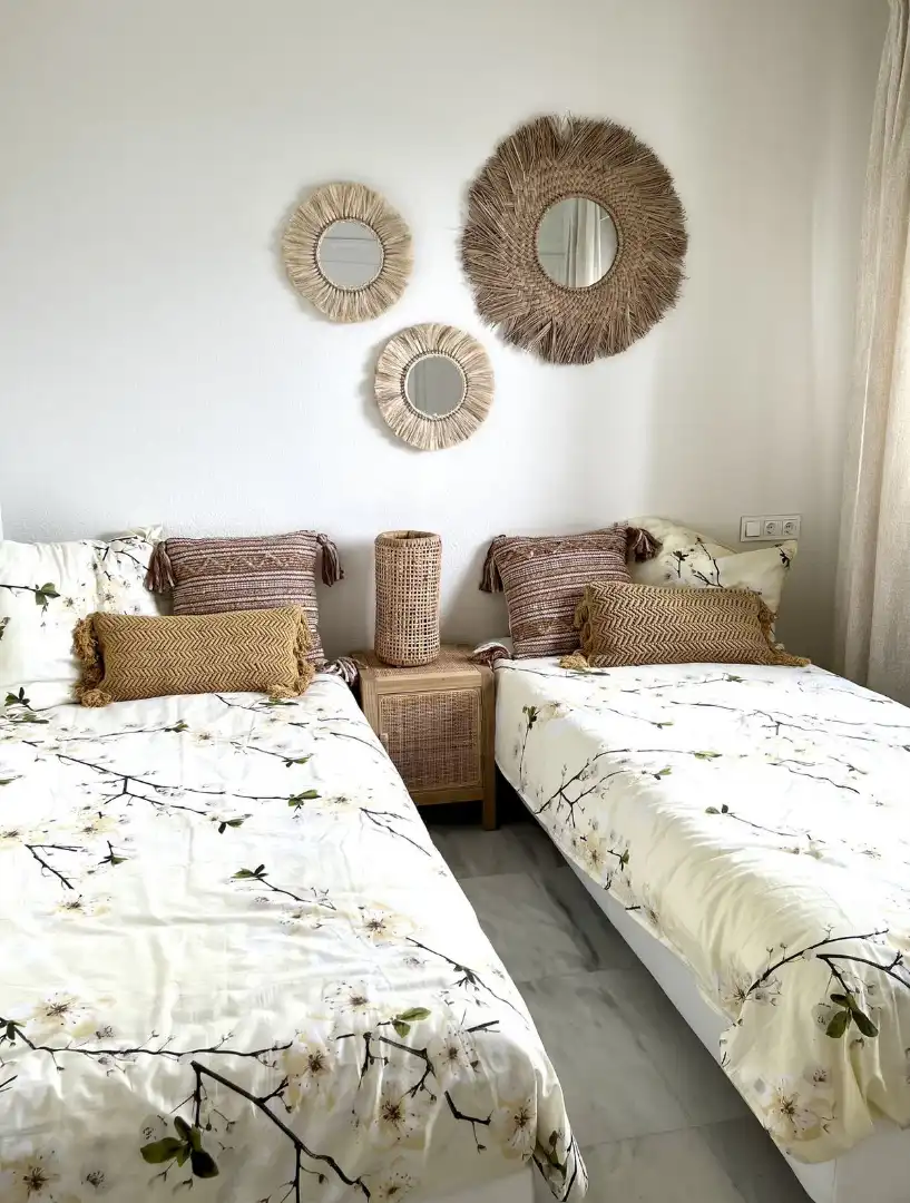 Habitación de Dúplex de alquiler en Estepona con Aire acondicionado, Terraza y Trastero